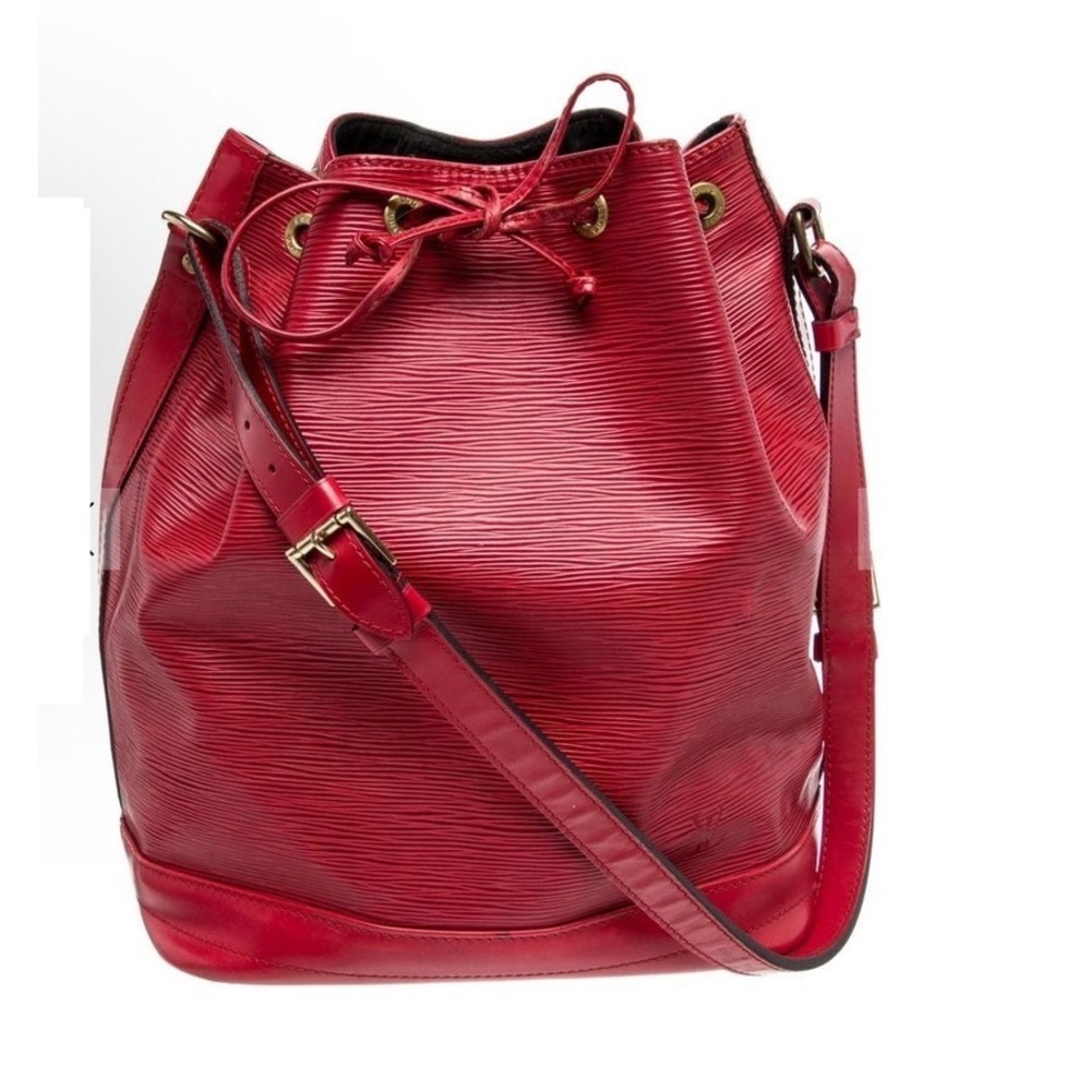 Louis Vuitton Epi Noé Bucket Bag Castilian Red